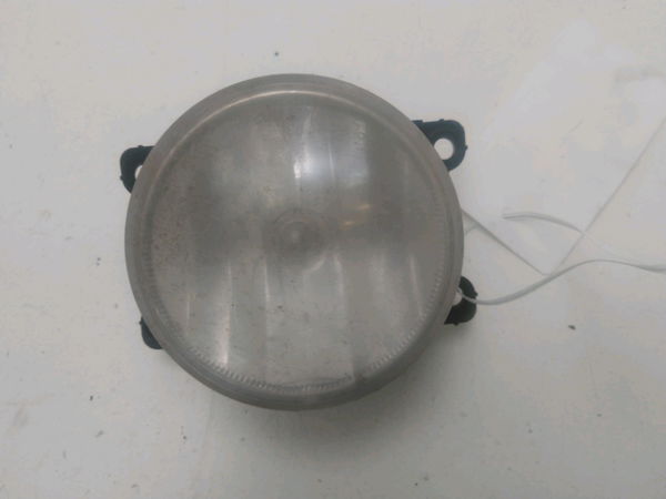 Phare antibrouillard avant droit PEUGEOT 5008 1