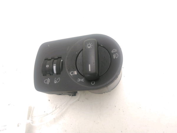 Commande eclairage AUDI A3