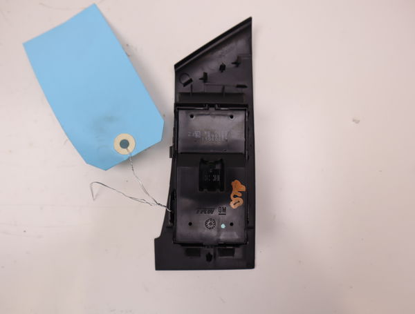 Commande lève-glace porte avant gauche Opel ASTRA J (P10) 1.7 cdti (68) (2009-2015)