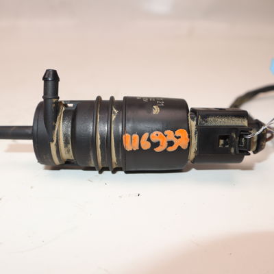 Pompe lave-glace avant Mercedes-benz CLASSE C (W204) C 200 cdi (204.001) (2009-2014)