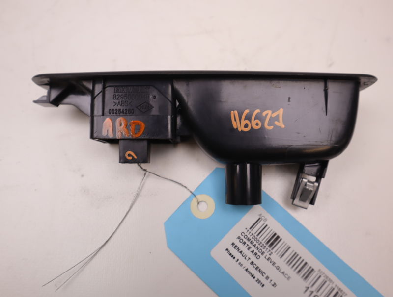 Commande leve-glace porte arrière droite Renault SCÉNIC III (JZ0-1_) 1.2 tce (jz16) (2013)