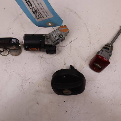 Kit serrures  antivol Peugeot 208 I (CA_, CC_) 1.5 bluehdi 100 (2018)