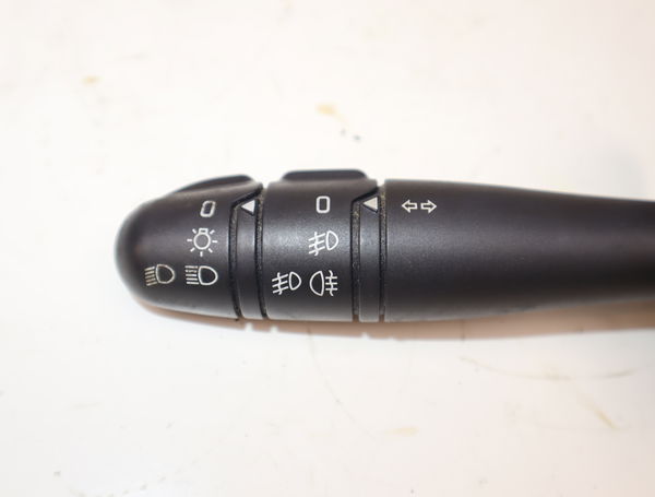 Commande eclairage RENAULT CLIO II Phase 2 06-2001--07-2006 1.5DCI 100ch