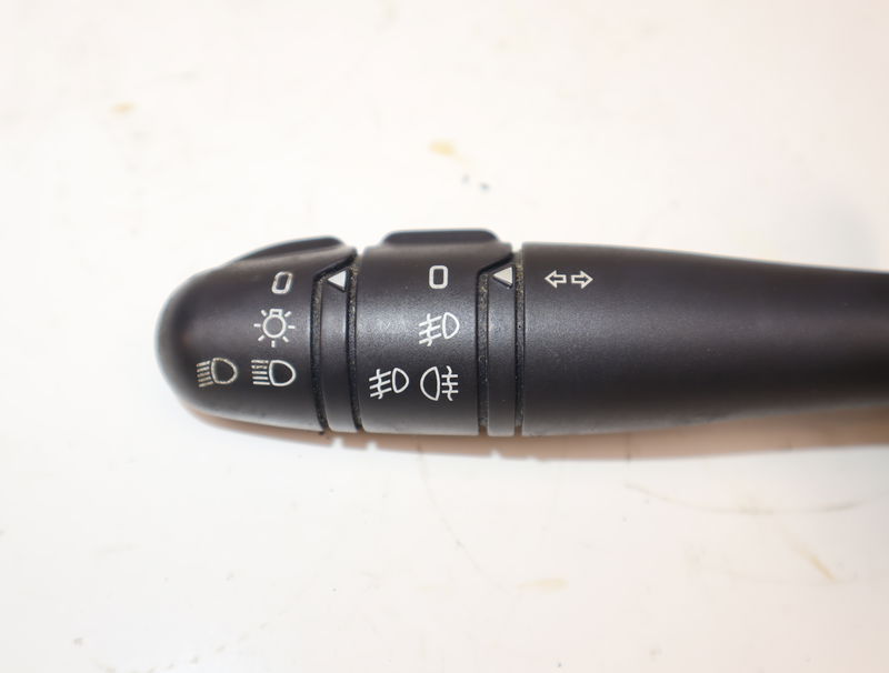 Commande eclairage RENAULT CLIO II Phase 2 06-2001--07-2006 1.5DCI 100ch