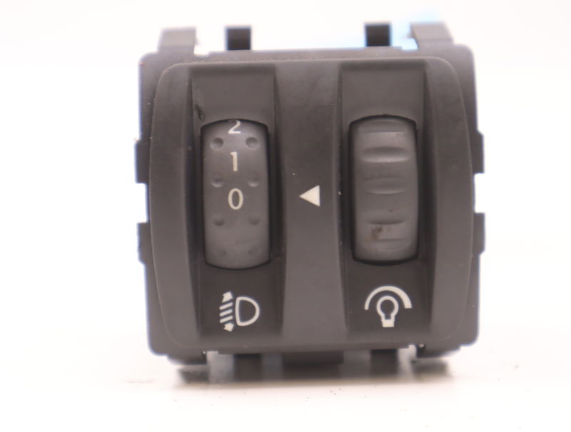 Interrupteur commande de phares Renault SCÉNIC II (JM0-1_) 1.9 dci (2003-2008)