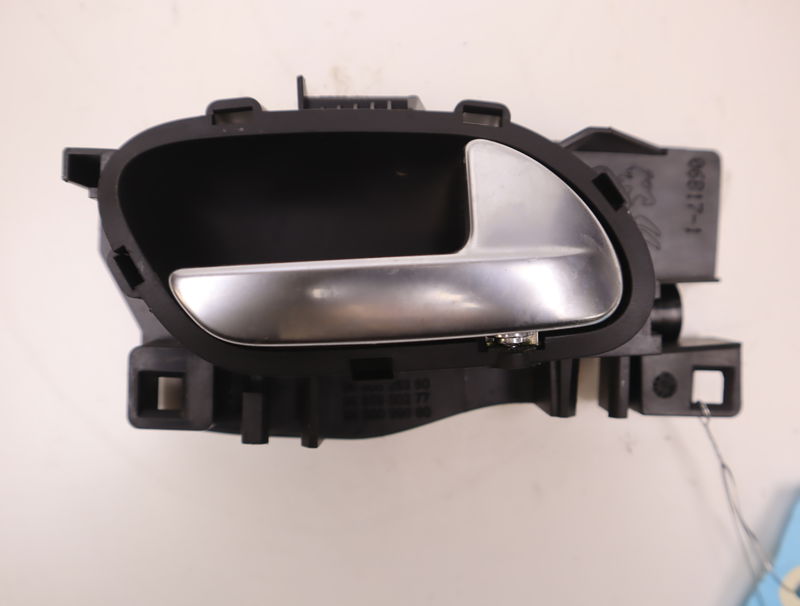 Poignee int porte avd Citroën C4 PICASSO II 2.0 bluehdi 150 (2013)