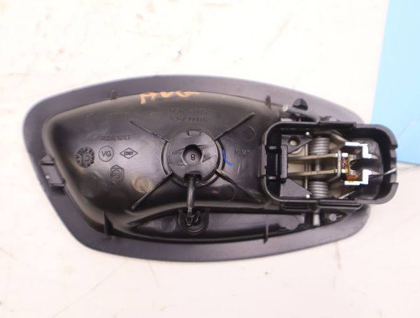 Poignee int porte avg Renault SCÉNIC III (JZ0-1_) 1.2 tce (jz16) (2013)