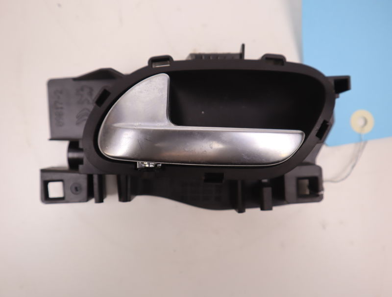 Poignee int porte avg Citroën C4 PICASSO II 2.0 bluehdi 150 (2013)