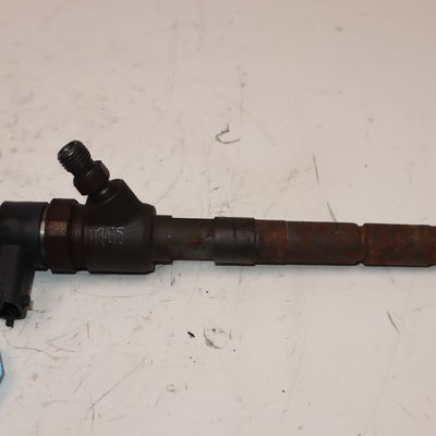 Injecteur 2 Opel CORSA D (S07) 1.3 cdti (l08, l68) (2006-2014) 3 portes