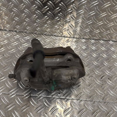 Etrier de frein avant gauche Mercedes-benz CLS (C219) Cls 500 (219.375) (2004-2010)