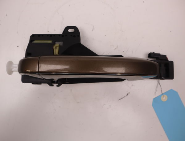 Poignee ext porte arg Renault MEGANE IV 3-5 portes (B9A-M-N_) 1.5 dci 110 (b9a3) (2015)