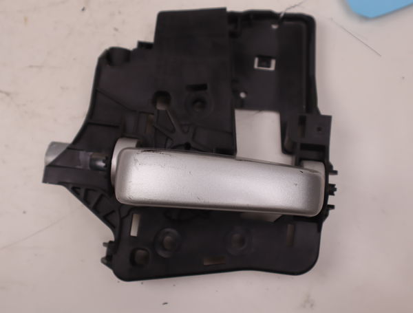 Poignee int porte arg Peugeot PARTNER TEPEE 1.6 bluehdi 120 (2014)