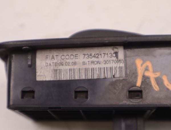 Commande lève-glace porte avant gauche Peugeot BOXER Camionnette 2.2 hdi 120 (2006)