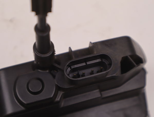 Serrure porte arg Renault LAGUNA II (BG0-1_) 2.2 dci (bg0f) (2001-2006)