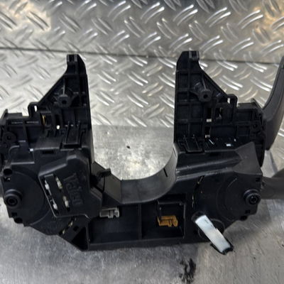 Interrupteur commande de frein a main Citroën C4 PICASSO I Monospace (UD_) 2.0 hdi 138 (2006-2013) 5 portes