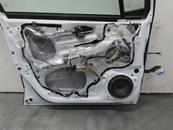 Porte avant gauche Suzuki SX4 S-CROSS (JY) 1.6 ddis allgrip (akk 416d) (2013)
