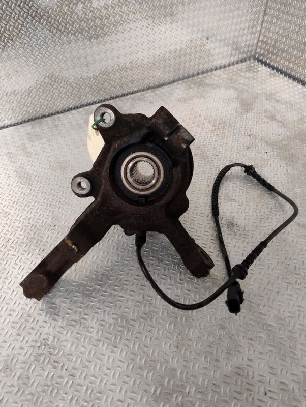 Fusee avg Renault TWINGO II (CN0_) 1.2 16v (cn04, cn0a, cn0b) (2007-2014) 3 portes
