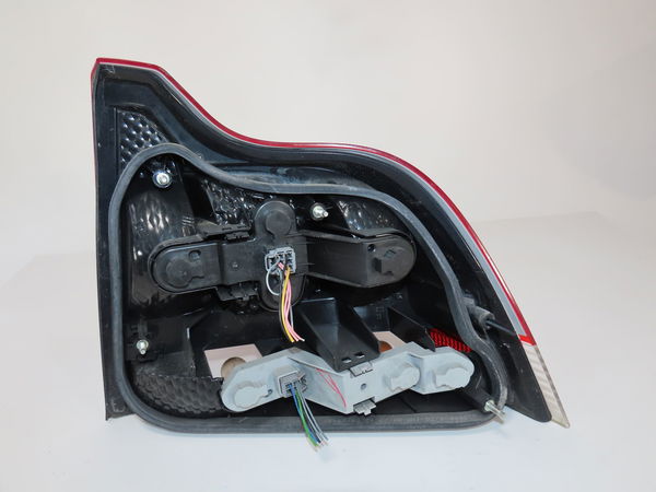 Feu arrière gauche Volvo S60 I (384) D5 (2001-2010)