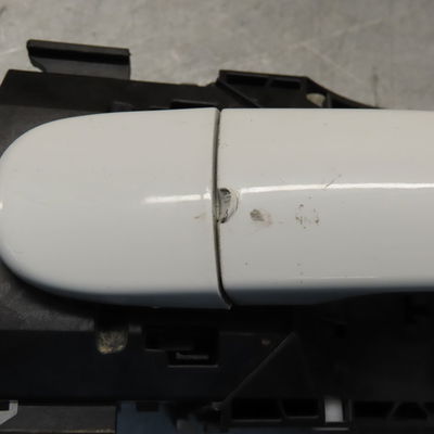 Serrure porte avd VOLKSWAGEN POLO