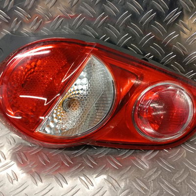 Feu arrière gauche Chevrolet SPARK (M300) 1.0 (2010) 5 portes