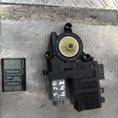 Moteur essuie-glace av droit Citroën C4 PICASSO I Monospace (UD_) 2.0 hdi 138 (2006-2013) 5 portes