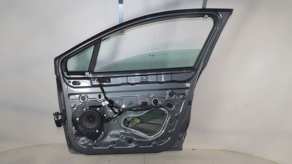 Porte avant droite Renault CLIO IV (BH_) 1.5 dci 75 (2012) 5 portes