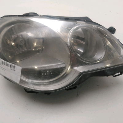 Phare droit VOLKSWAGEN POLO