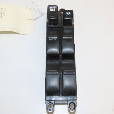 Commande lève-glace porte avant gauche Nissan ALMERA II Hatchback (N16) 1.8 (2000-2002)