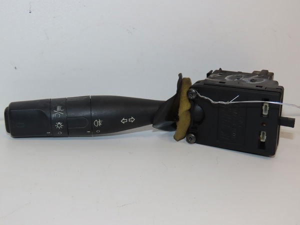 Commande clignotant Peugeot 206 3-5 portes (2A-C) 1.9 d (1998-2001) 5 portes
