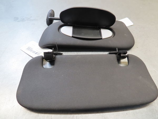 Pare-soleil gauche Mini MINI (R56) Cooper (2006-2012)