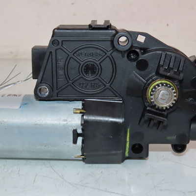 Moteur toit ouvrant Bmw X3 (F25) Xdrive 20 d (2010-2014)