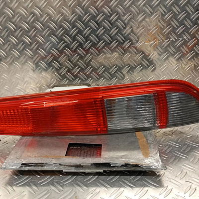 Feu arrière droit Ford FOCUS II Turnier (DA_, FFS, DS) 1.8 flexifuel (2006-2012)