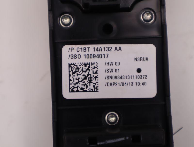 Commande lève-glace porte avant gauche Ford FIESTA VI (CB1, CCN) 1.0 ecoboost (2013)