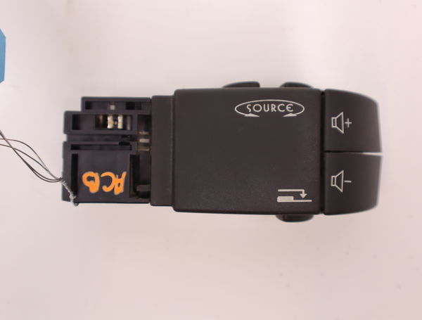 Commande autoradio Renault MASTER II Camionnette (FD) 2.5 dci (2006-2010)
