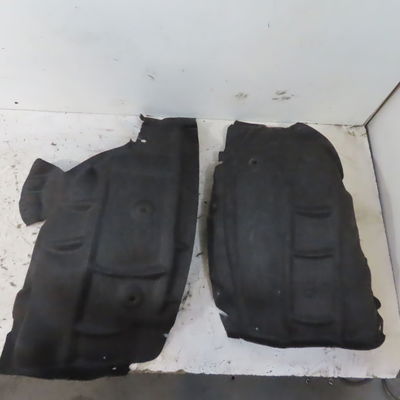 Pare-boue avant droit Renault SCÉNIC III (JZ0-1_) 1.5 dci (2009) 5 portes