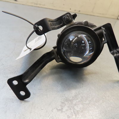 Phare antibrouillard avant droit Kia PRO CEE'D (ED) 1.6 crdi 115 (2008-2012)