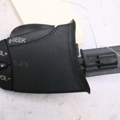 Commande autoradio Ford FOCUS I (DAW, DBW) 1.8 turbo di - tddi (1998-2004)