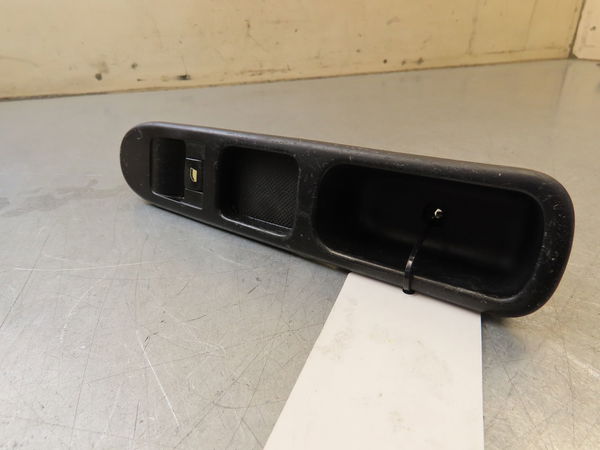 Commande lève-glace porte avant droite PEUGEOT 307