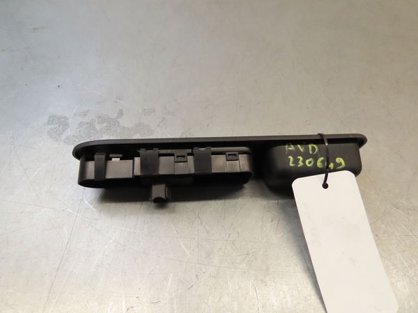 Commande lève-glace porte avant droite PEUGEOT 307