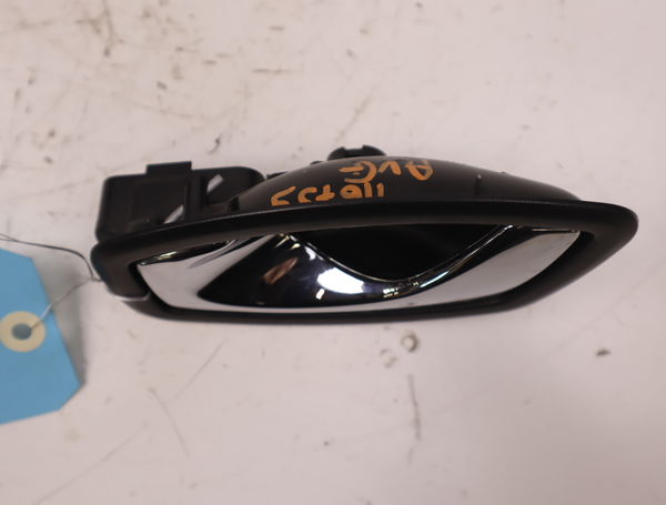 Poignee int porte avg Renault SCÉNIC III (JZ0-1_) 1.2 tce (jz16) (2013)