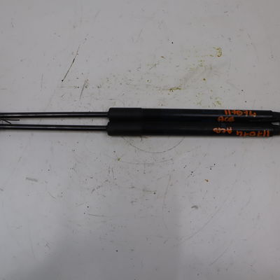 Verin droit hayon Toyota YARIS (_P13_) 1.0 (ksp130_) (2010)