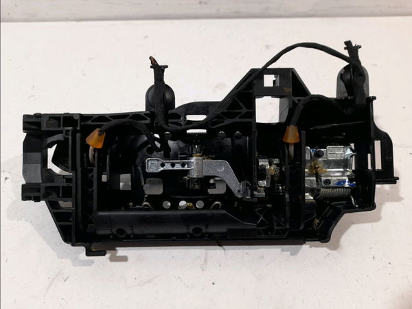 Poignee ext porte arg Audi Q5 (FYB, FYG) 50 tdi quattro (2019-2020)