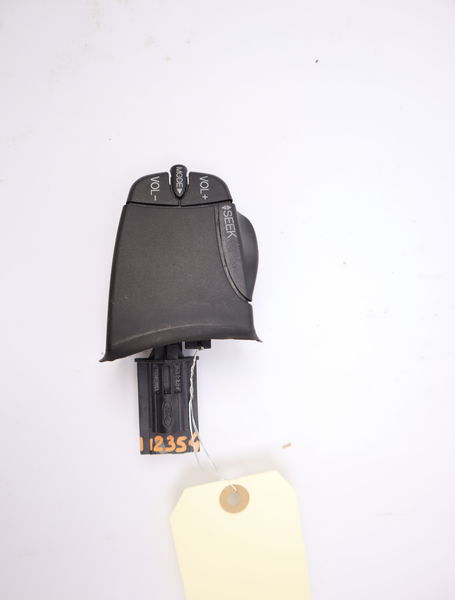 Commande autoradio Ford FIESTA V (JH_, JD_) 1.4 tdci (2001-2008) 5 portes