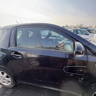 Porte avant droite Toyota IQ (_J1_) 1.4 d-4d (nuj10_) (2009-2015)