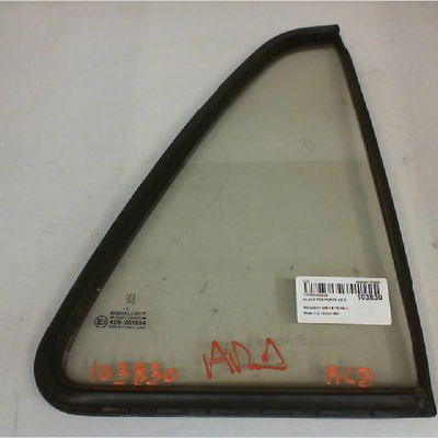 Glace fixe porte ar d Peugeot 205 II (20A-C) 1.8 xdt (1990-1997)