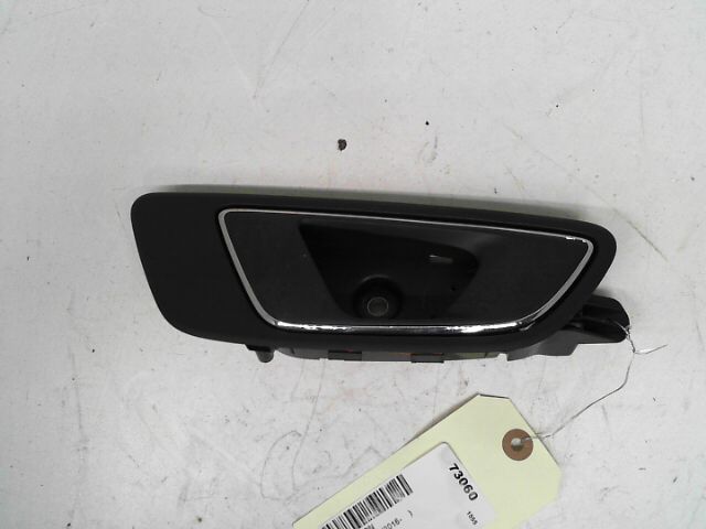 Poignee int porte avd Seat LEON (5F1) 1.4 tsi (2012-2016)