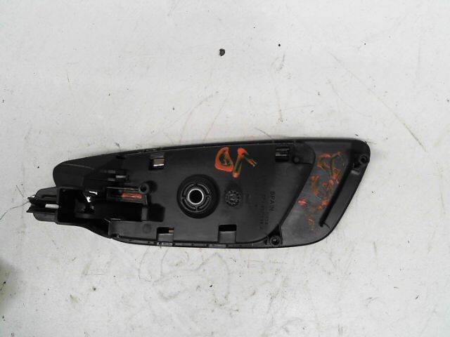 Poignee int porte avd Seat LEON (5F1) 1.4 tsi (2012-2016)