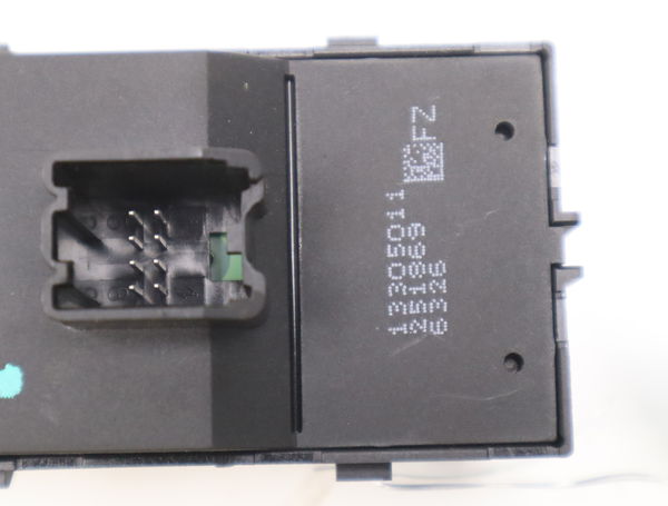 Commande lève-glace porte avant gauche Opel MERIVA B Monospace (S10) 1.4 (75) (2010-2017)