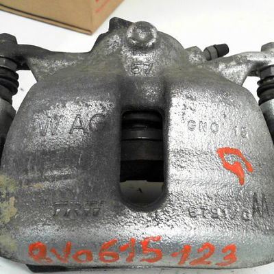 Etrier de frein avant gauche Seat LEON (5F1) 1.4 tsi (2012-2016)