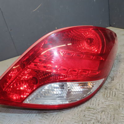 Feu arrière droit Peugeot 207-207 (WA_, WC_) 1.6 hdi (2006-2013) 5 portes
